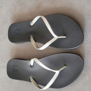 Reef Star Cushion Flip Flops - Women's 6/7